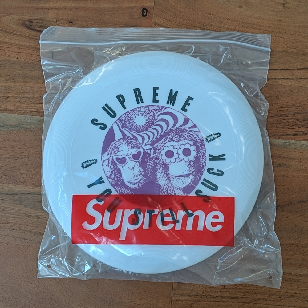 Supreme Wham-O frisbee